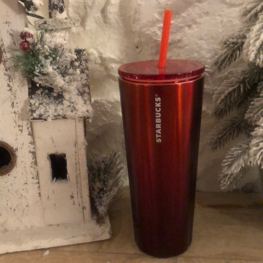 NEW OMBRÉ RED METAL TUMBLER W SCALLOPED EDGES